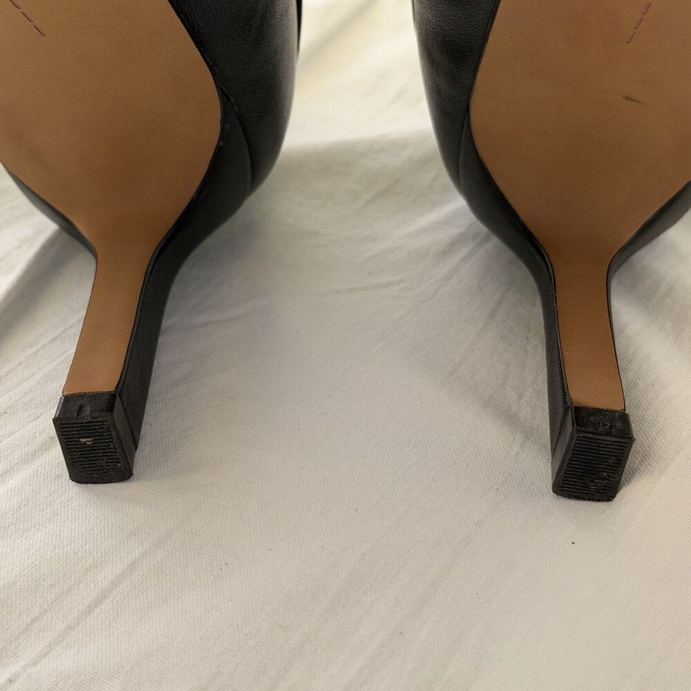 Vince Camuto Lokarie Black Leather Ankle Dress Booties Heels 7.5M 38 - Picture 10 of 11